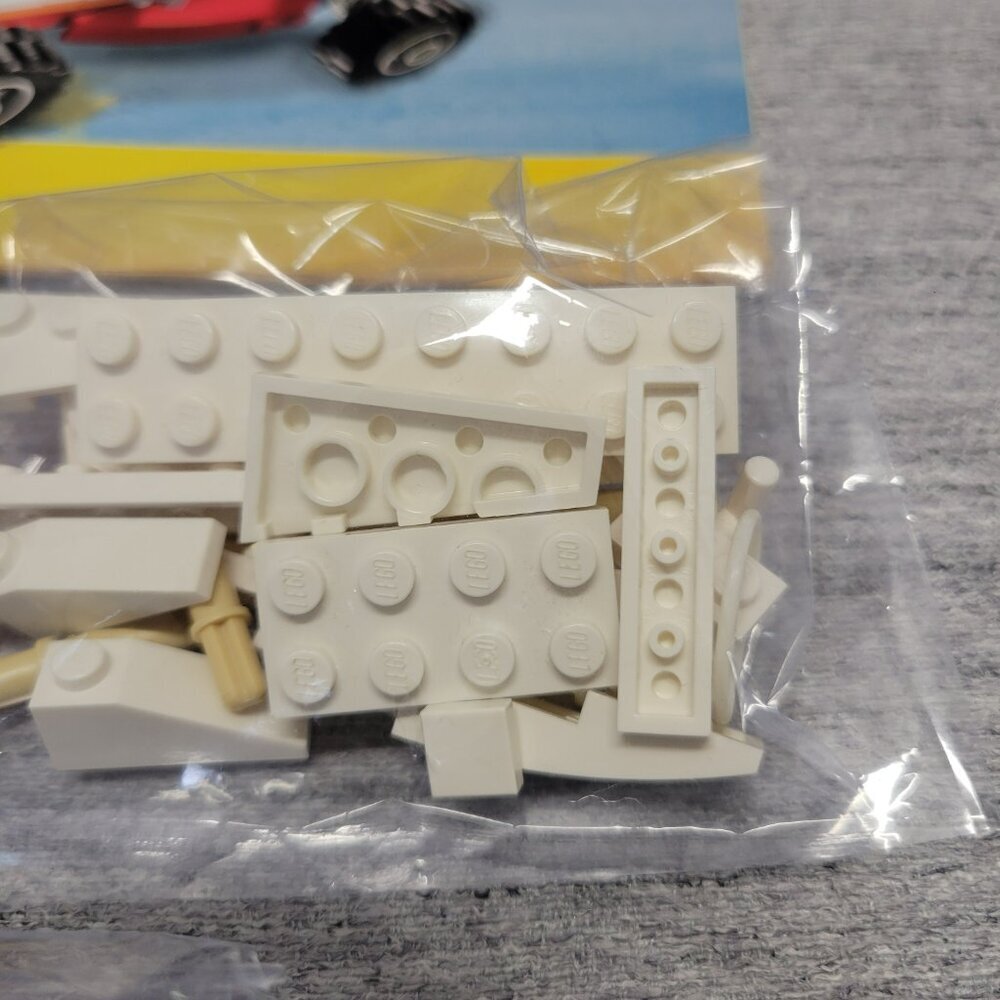 LEGO Creator 3 in 1 Dune Hopper 5763 - Picture 5 of 9